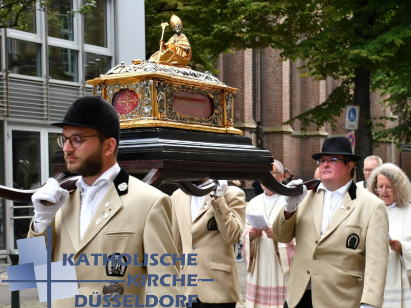 Bild: Schrein des Heiligen Apollinaris (Foto: Katholische Kirche Düsseldorf / Sabine Polster)